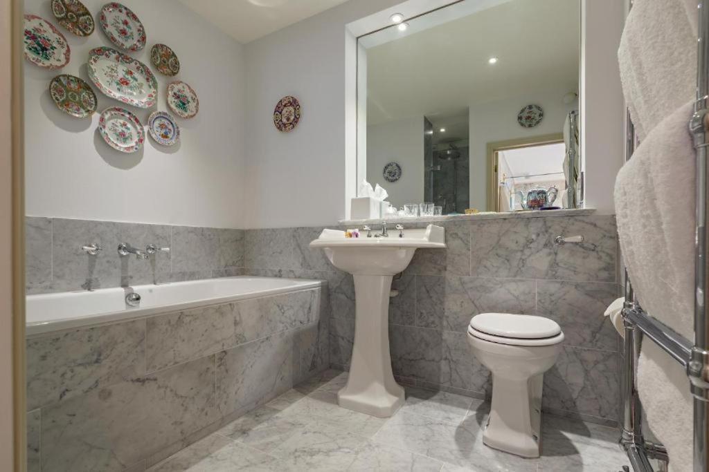 The Dial House Hotel 3*